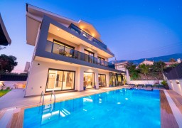 Villa AZURÉA