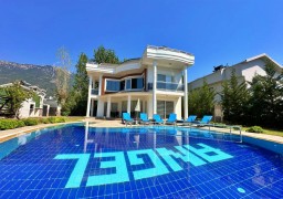 Villa ARDEA